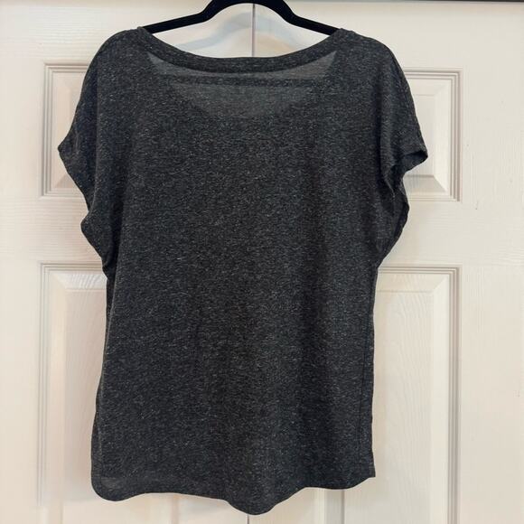 Disney Women’s Minnie Mouse Graphic Short Sleeve T Shirt in Gray Size L - Picture 3 of 5